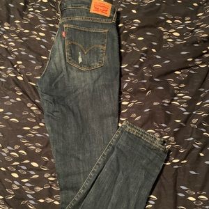 711 Levi’s Skinny Jeans size 30